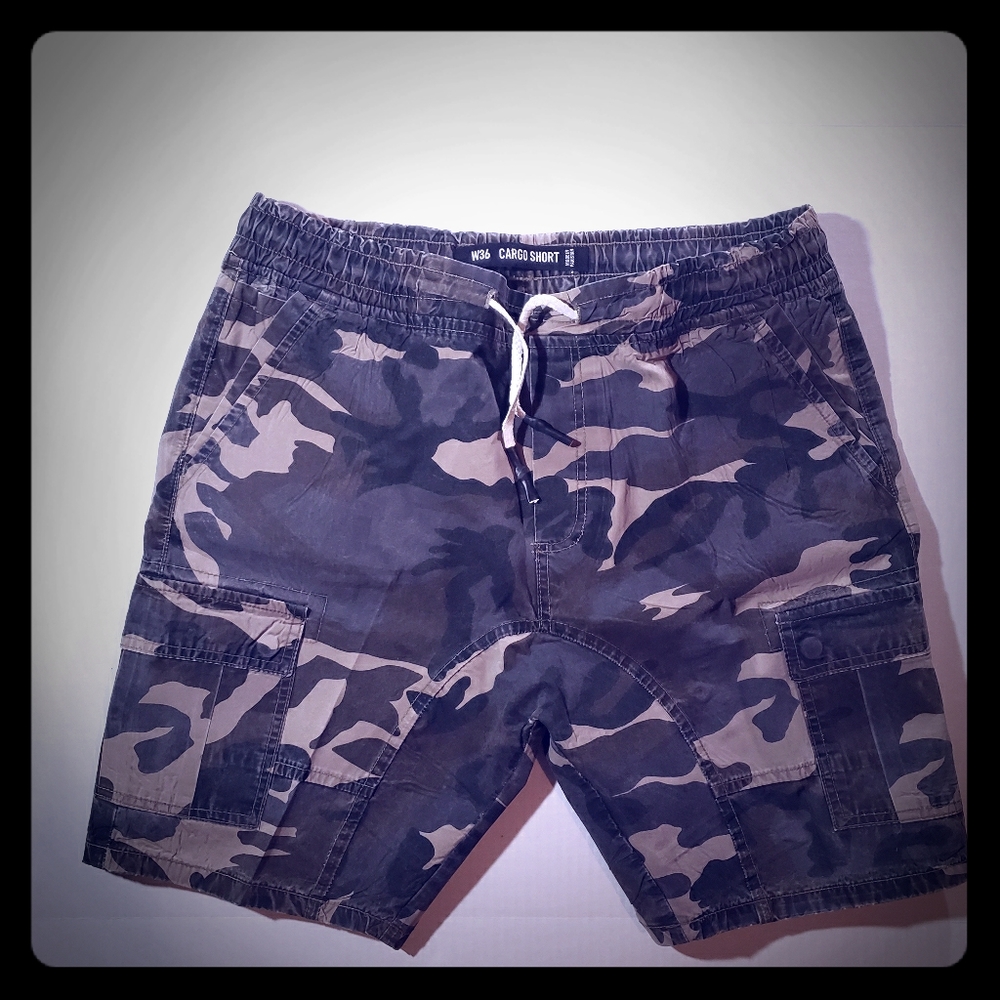 Men's Cargo Shorts with drawstring